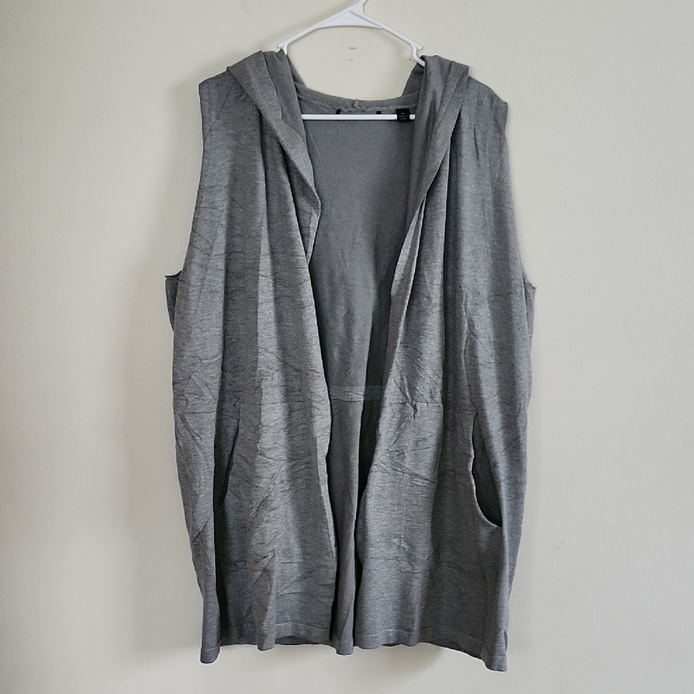Gray Sleeveless Hooded Cardigan Vest Pockets
